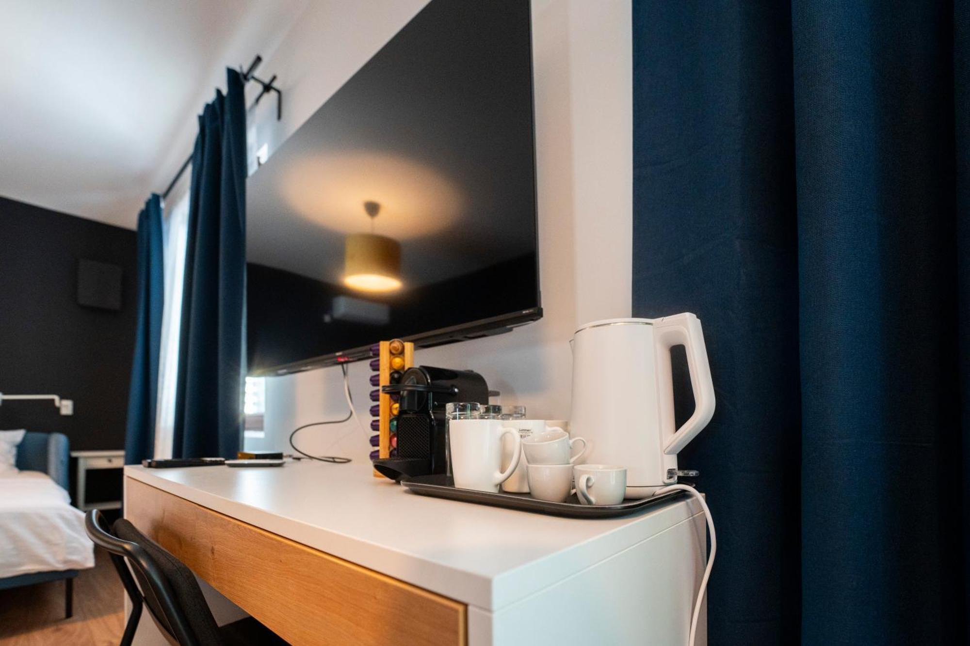 Cozy Nook B&B - Free Private Parking Nowy Sad Zewnętrze zdjęcie