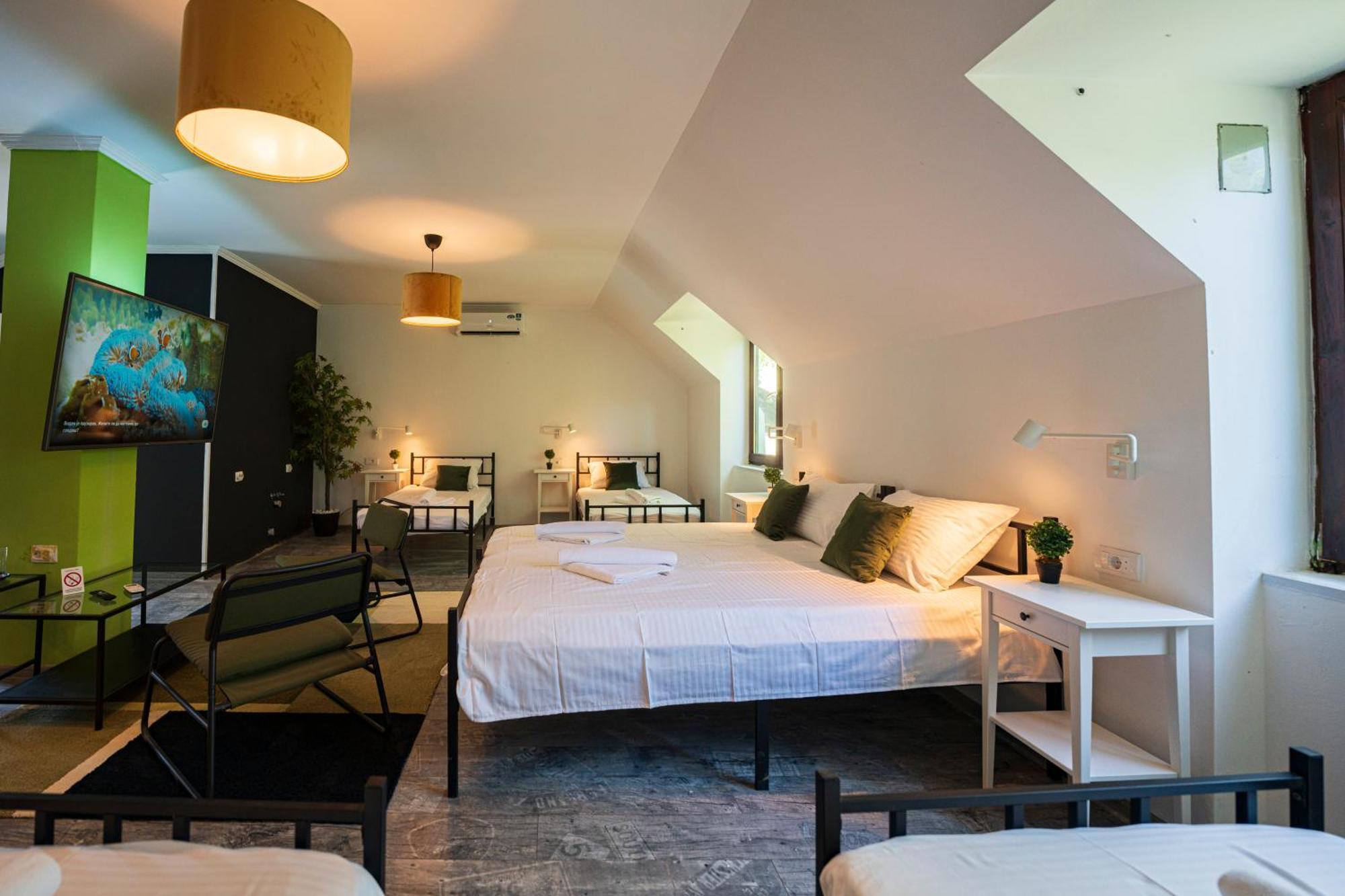 Cozy Nook B&B - Free Private Parking Nowy Sad Zewnętrze zdjęcie