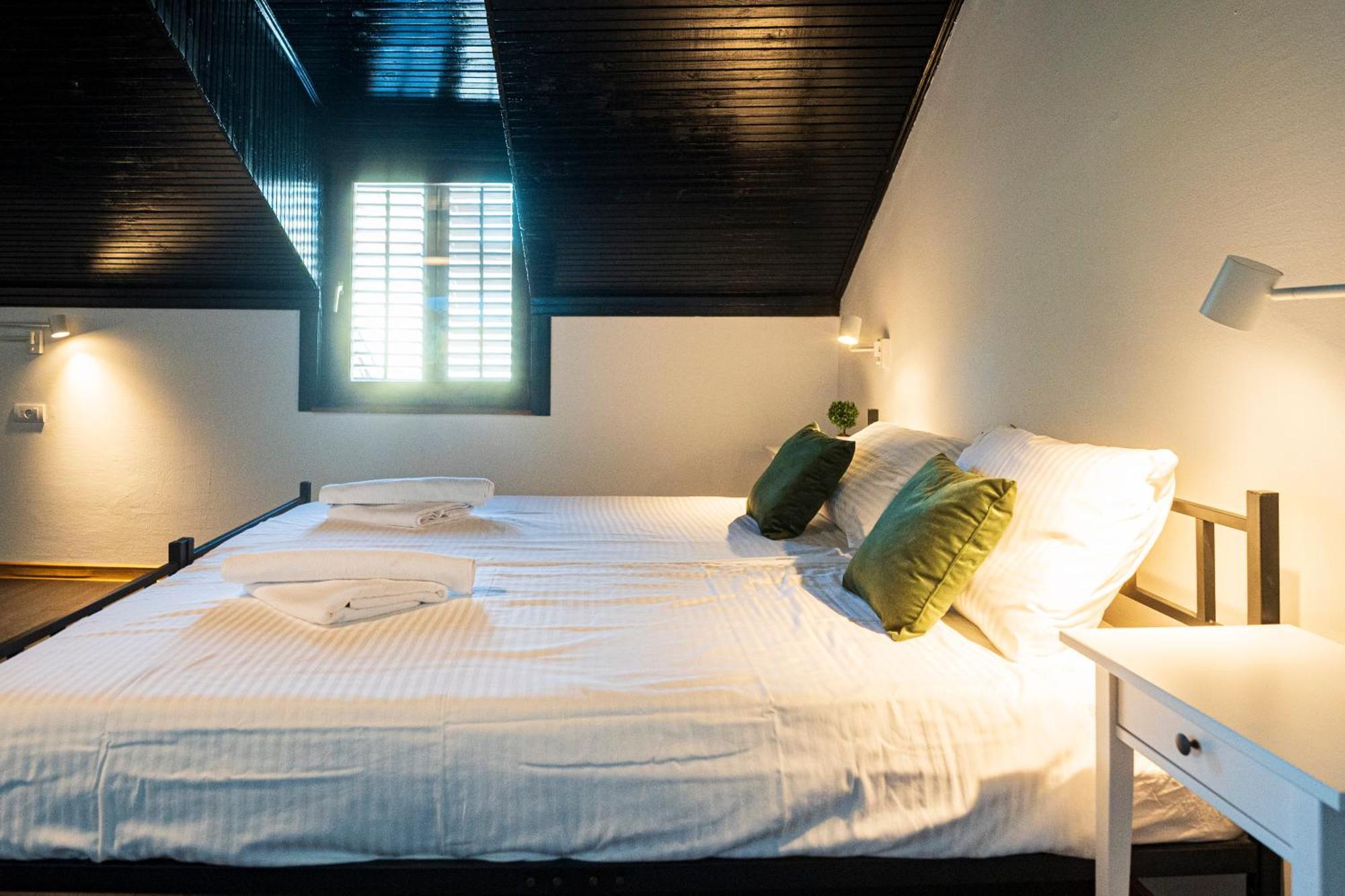 Cozy Nook B&B - Free Private Parking Nowy Sad Zewnętrze zdjęcie